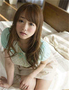 打扑克又疼又叫哔哩哔哩/我快尿了别揉了尿出来了要