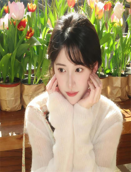 《双重躯体》表演艺术：群像表演的整体效果与个体特色 感受表演的情感力量